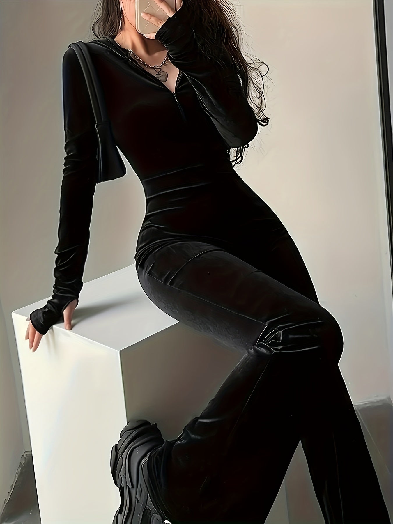 Noiré Gavin Slim-Fit Two-Piece Set for Women