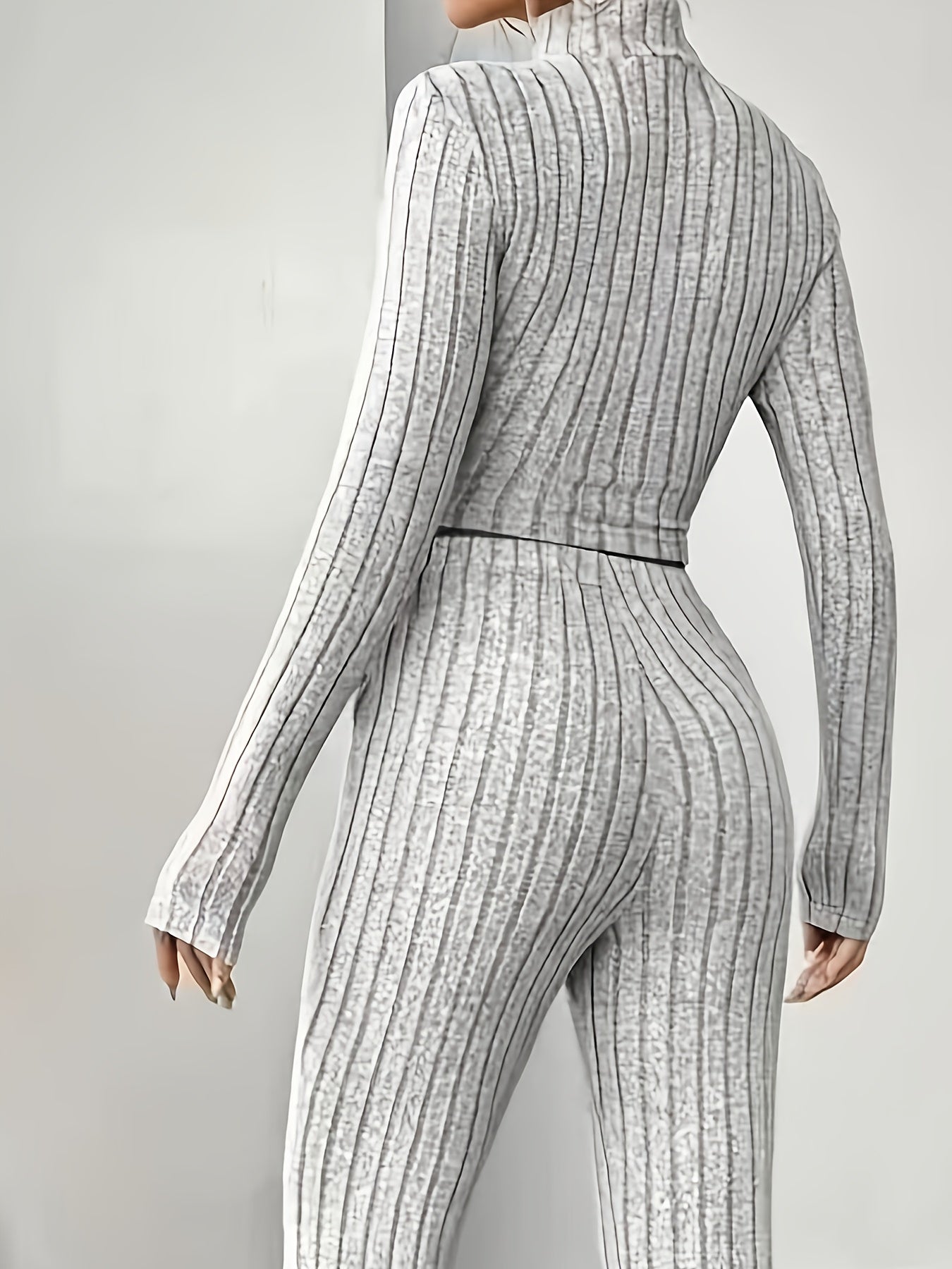 Noire Cozy Striped Lounge Set